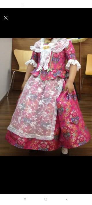 Traje alicantina niña .