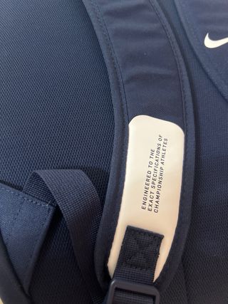 Mochila Nike azul con Impermeable