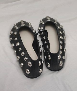 Bailarinas ZARA 36 - negras c/tachuelas