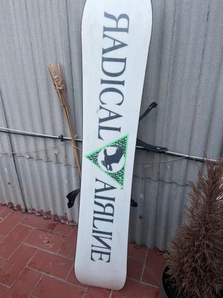 Tabla snowboard Radical Airline