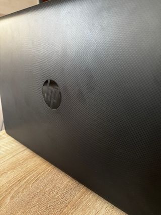 Portátil HP 17" i5-16GB-500GB SSD 