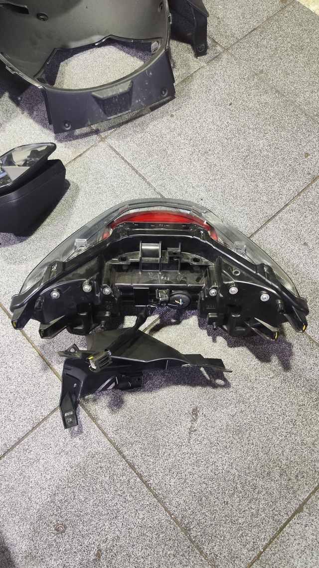 Farolim Traseiro Honda Forza 350 2021