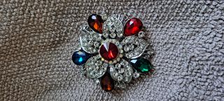 Spilla floreale multicolor