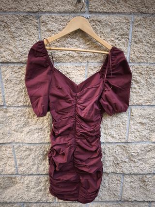Vestido rojo-marrón fruncido