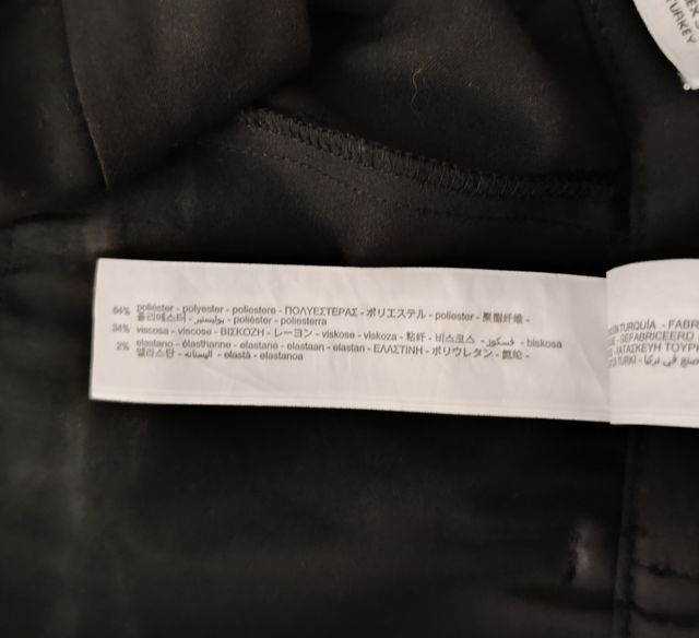 Pantalón pinzas  ZARA