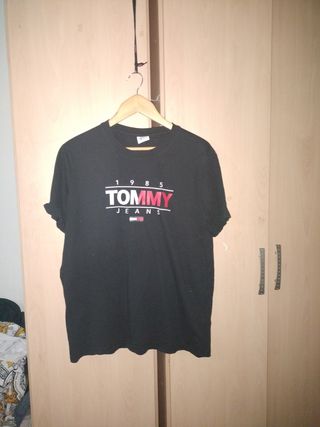 Camiseta Tommy Hilfiger XL negra