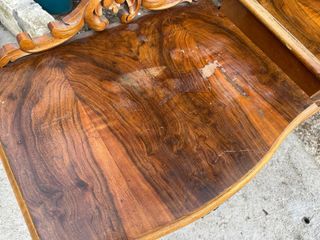 Mesillas de noche antiguas de madera