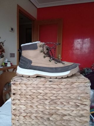 Botas montaña niño talla 37