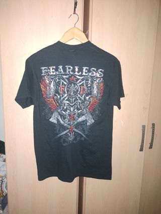 Camiseta Gildan M negra - Fearless