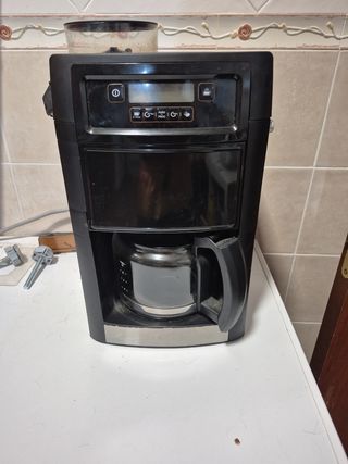 Cafetera automática con molinillo