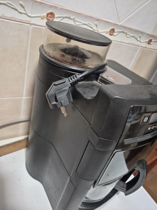 Cafetera automática con molinillo