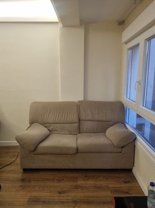 SOFA DE 2 PLAZAS