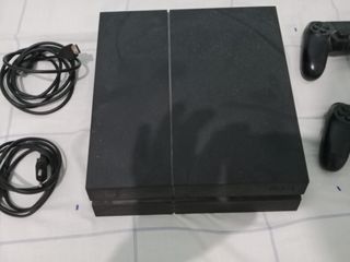 PACCHETTO CONSOLE PS4 + GIOCHI 