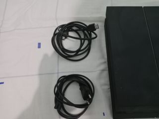 PACCHETTO CONSOLE PS4 + GIOCHI 