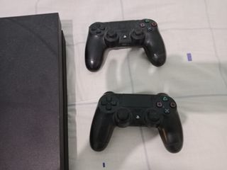 PACCHETTO CONSOLE PS4 + GIOCHI 