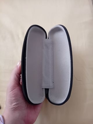 Custodia Occhiali Vogue - Nera