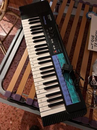 Casio CA-100 Tone Bank teclado