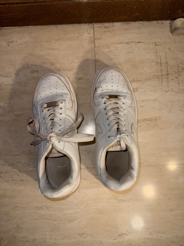 Zapatillas Nike Air Force 1 blancas, T37