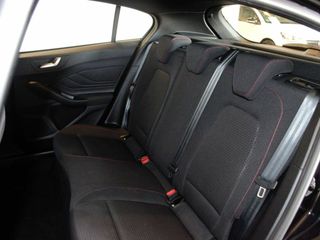 Ford Focus 1.0 Ecoboost MHEV 92kW ST-Line