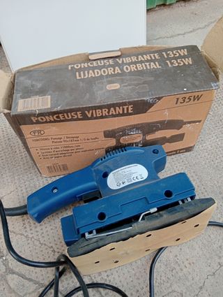 Lijadora Orbital OKS-135 135W