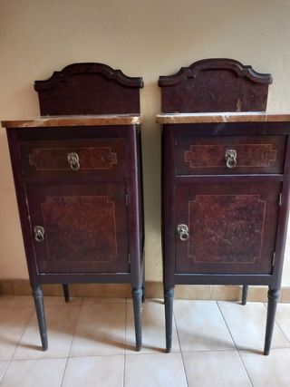 Dormitorio antiguo de madera