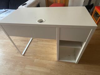 escritorio blanco IKEA 