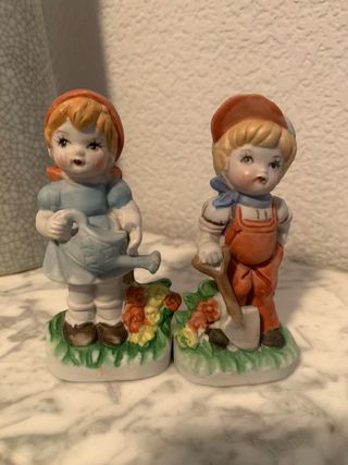 2 Figuras Jardineras Porcelana