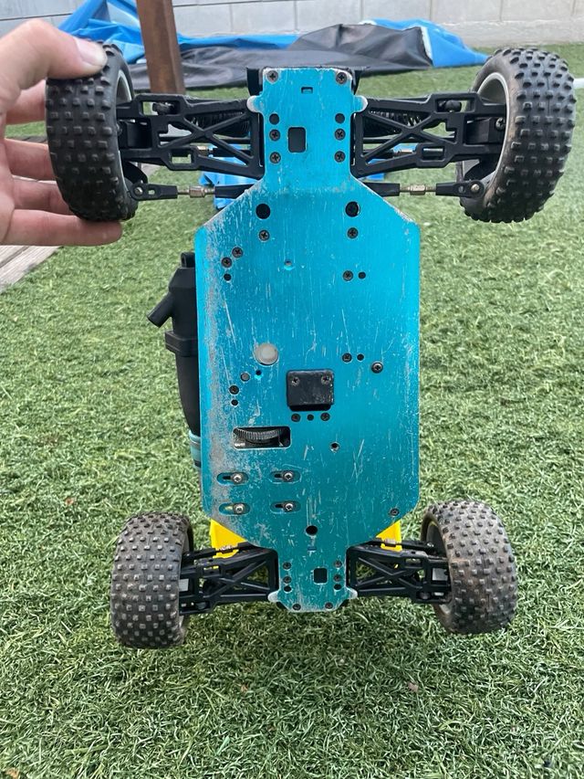 Buggy RC 1/10 HSP: ¡A toda velocidad!