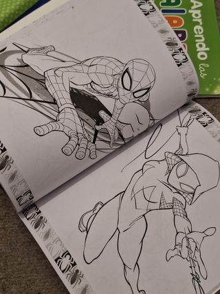 2 Libros Spiderman para colorear
