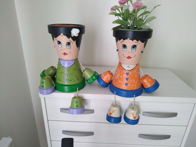 Macetas mujer artesana