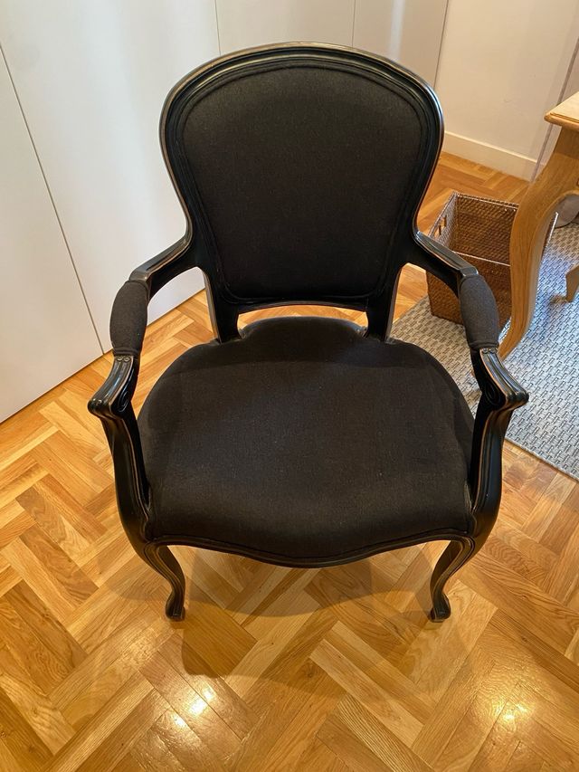 Sillón clásico negro - Madera y tela