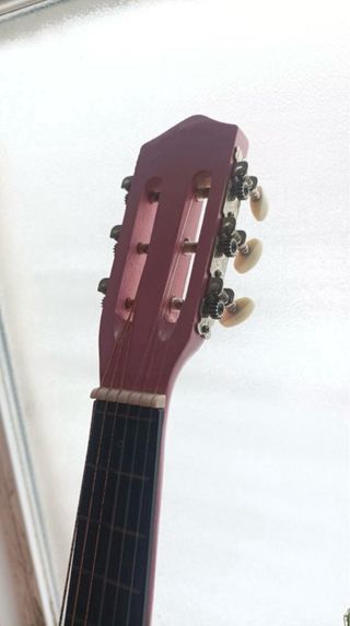 Guitarra infantil
