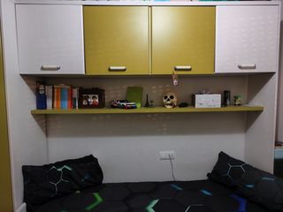 Urge vender. Habitación juvenil-cama nido+armario