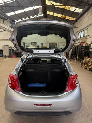 Peugeot 208 active 1.2 VTI 82