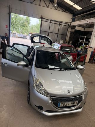 Peugeot 208 active 1.2 VTI 82