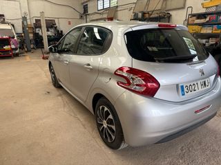 Peugeot 208 active 1.2 VTI 82
