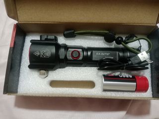 Linterna LED Multifuncional