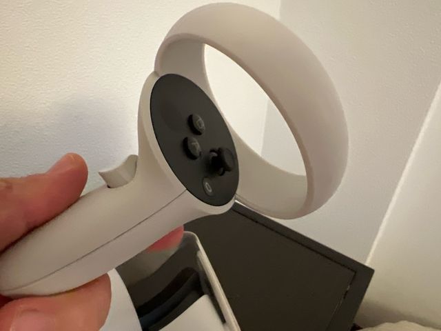 Oculus Quest 2 - VR Headset , tienen marcas de uso