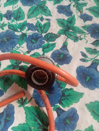 Alcachofa  de butano y  manguera 1,40 metro