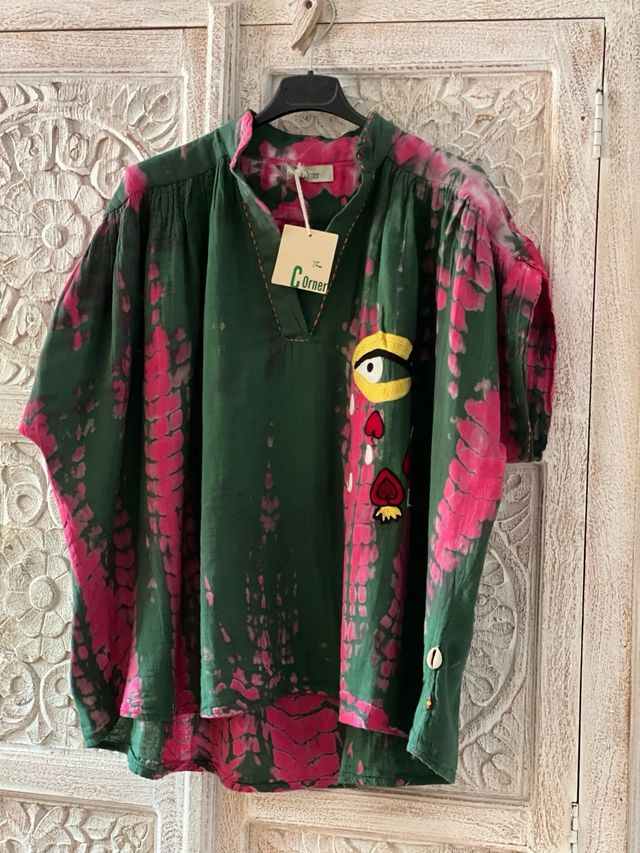 Blusón tie-dye verde y rosa