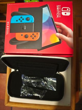 Nintendo Switch OLED - Blu/Rosso