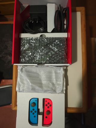 Nintendo Switch OLED - Blu/Rosso