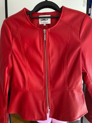 Chaqueta ONLY “No negociable”