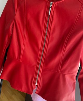 Chaqueta ONLY “No negociable”