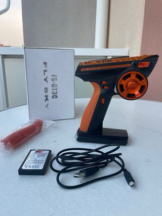 Emisora coche RC FlySky FS-GT3C 2.4Ghz como nueva