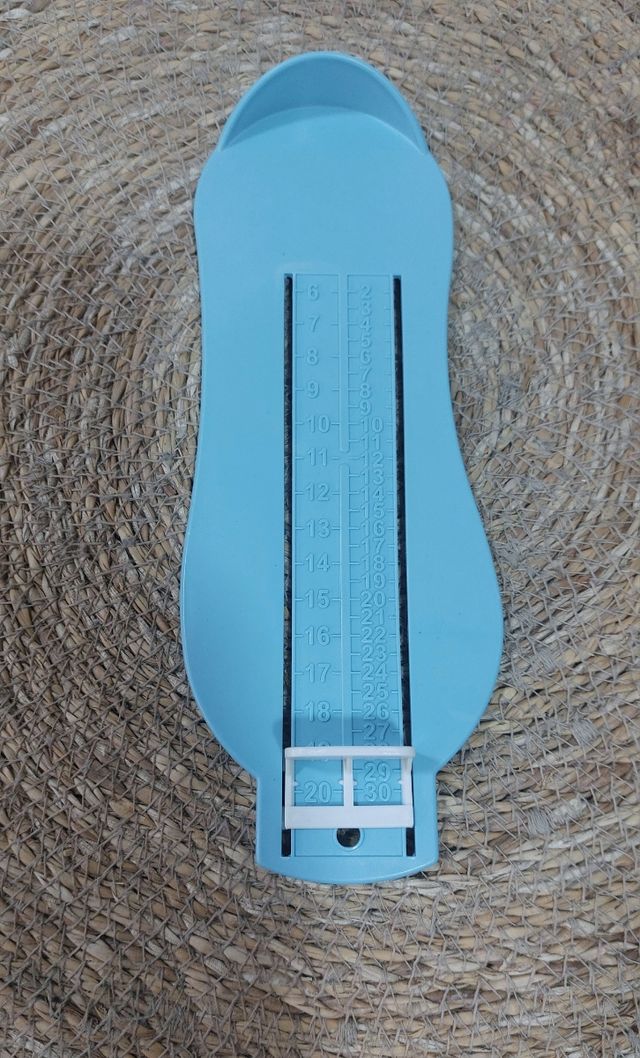 Medidor de pies infantil