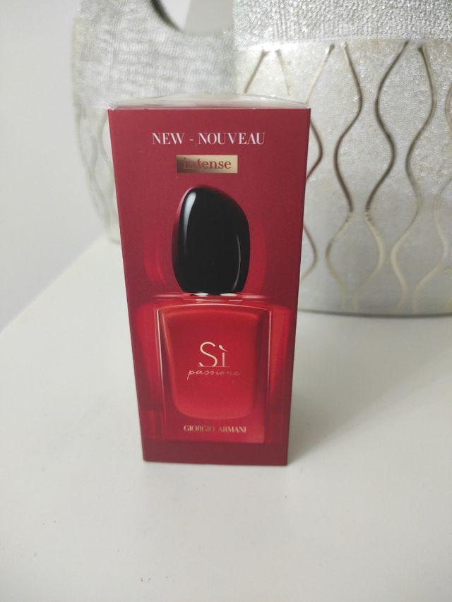 Giorgio Armani Si Passione Intense