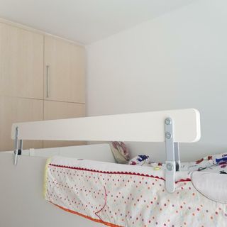 Barrera para cama o cuna IKEA