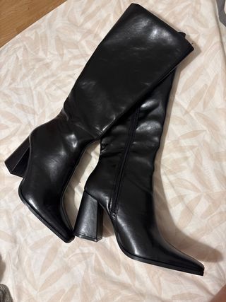Botas altas negras tacón grueso
