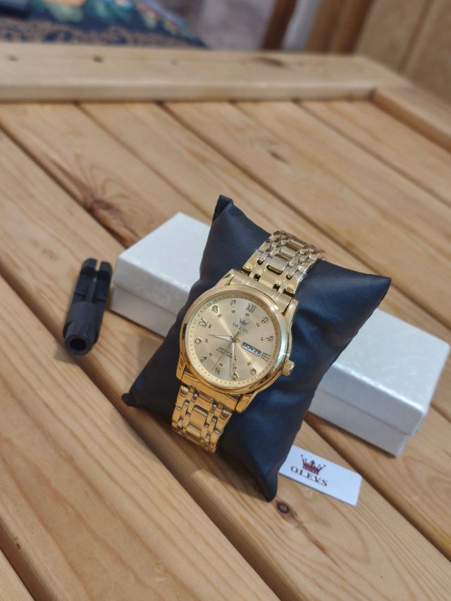 Reloj OLEVS dorado para hombre